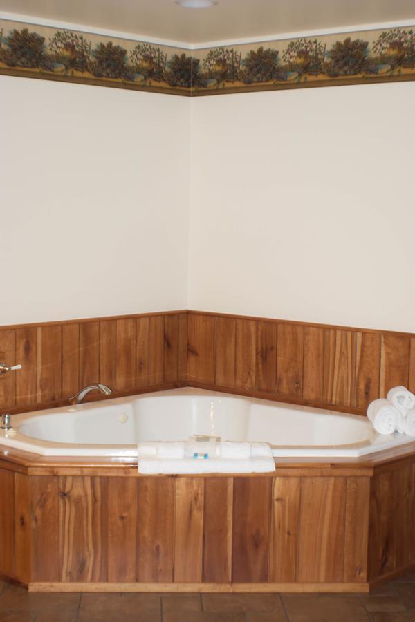 The Edge Hotel Welch Hill Екстер'єр фото